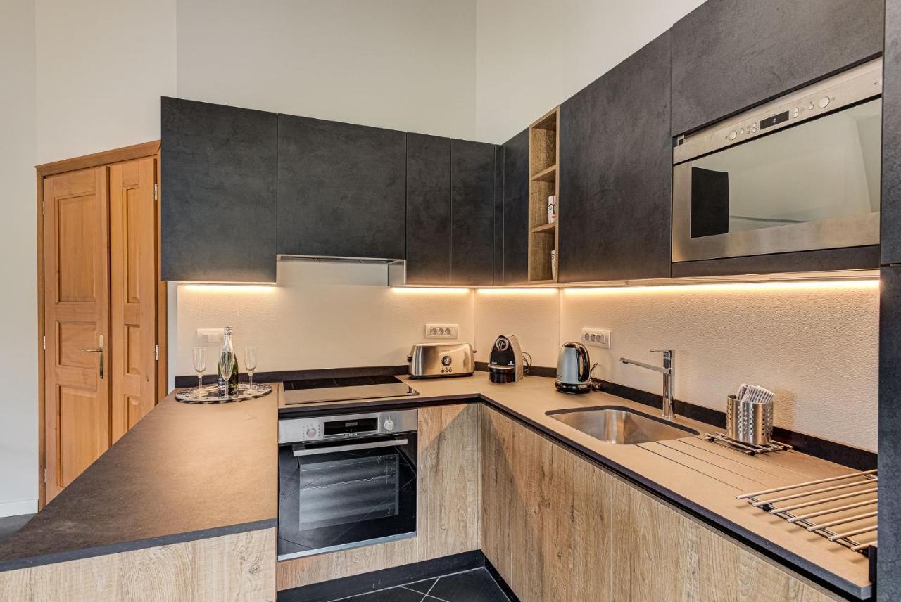Apartment Alpes V - Alpes Travel - Central Chamonix - Sleeps 5 Екстер'єр фото